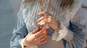 Fashion Flowers Embroidery Lace-collared Blouse