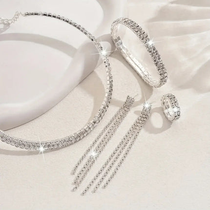 5pcs Luxurious Rhinestone Jewelry Set for Women earrings close view