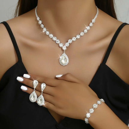 Fashion Jewelry Bridal Necklace Earring Bracelet three piece jewelry set.