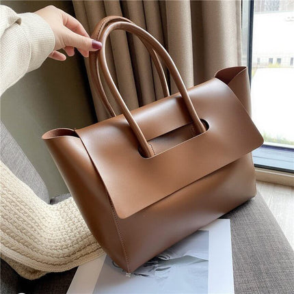 Large Capacity Retro Tote fashion women accessory trend.