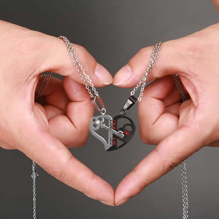 Stainless Steel Couple Necklace Set durable metal chain detail