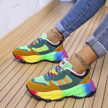 AuraStride Chic Color-Block Women's Platform Sneakers Lightweight Everyday Comfort