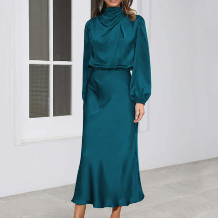 Elegant Satin Long-sleeved Halterneck Formal Evening Dress elastic waist fit.