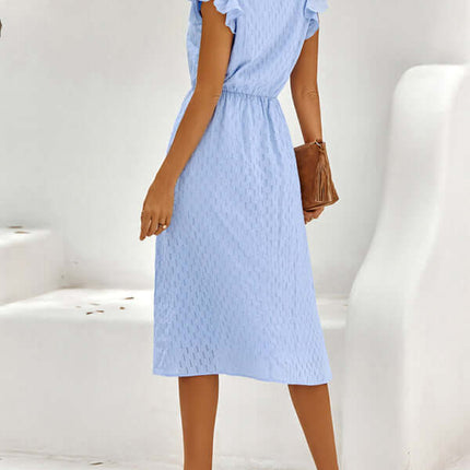 Elegant V-Neck Cotton Waist Dress for Women Fresh Style Chic fabric detail