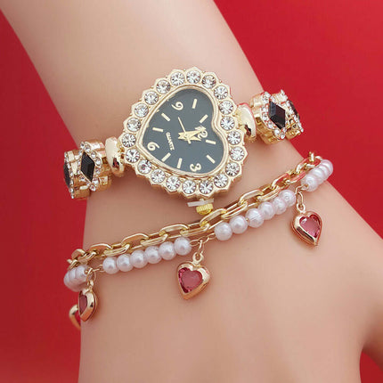 Fashion Love Shape Bracelet Watch Set Heart Diamond Gift featuring a heart-shaped watch and elegant bracelet.