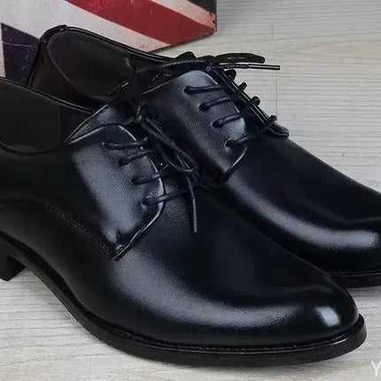 Fashionable Versatile Heightening Men Shoes 2025 spring fashion 