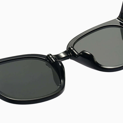 Folding Sunglasses compact pocket glasses.
