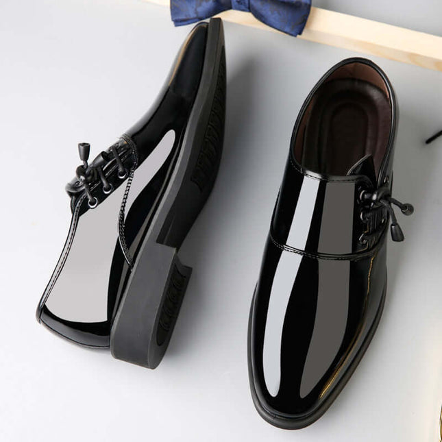 Italian Patent Leather Shoes Men Dress Lace-Up Oxfords in shiny black with stylish lace detailing.