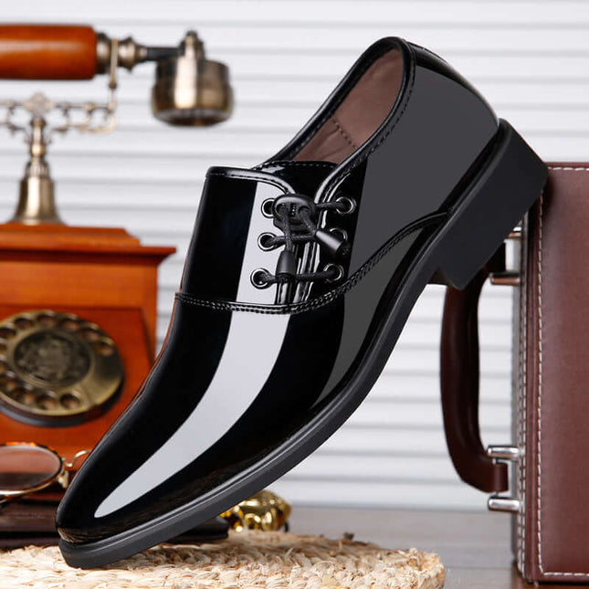 Italian Patent Leather Shoes Men Dress Lace-Up Oxfords in glossy black finish, elegantly displayed on a stylish background.