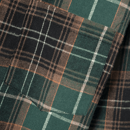 Lightweight Plaid Button Down Shirt for Men long sleeve design