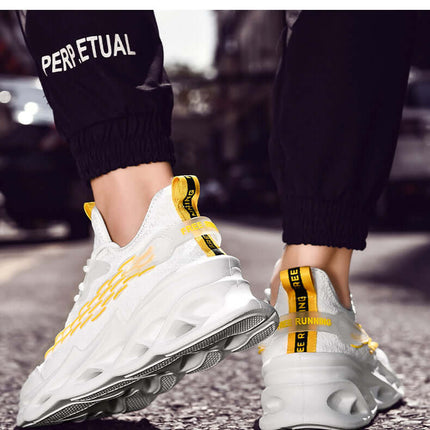 Mens Wild Breathable Korean Sports Casual Shoes plain pattern