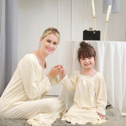 Parent-Child Velvet Nightdress mother daughter matching.