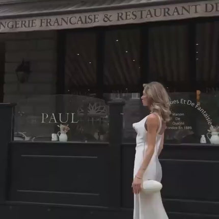 women-fashion-french-style-sleeveless-v-neck-dress