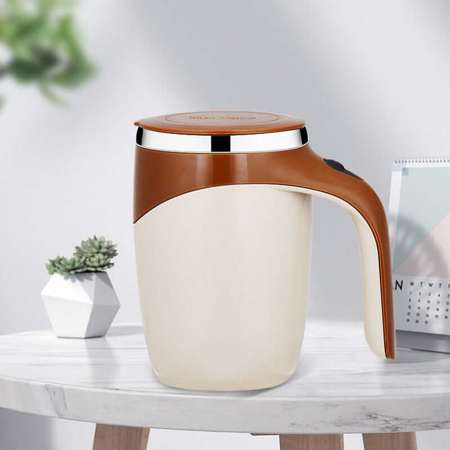 alt="electric self-stirring coffee mug rechargeable magnetic cup splash-proof design"
