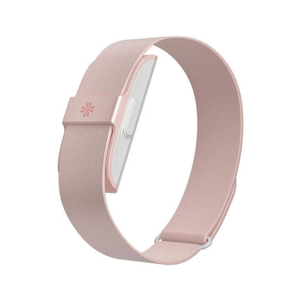 Smart fitness bracelet with heart rate tracking heart monitor