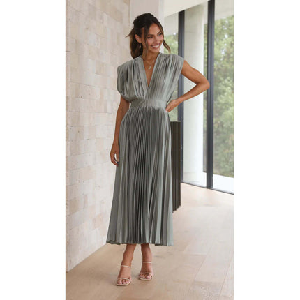 Summer V Neck Pleated Sleeveless Maxi Dress in sage green, featuring pleated detailing and a stylish V neck design.