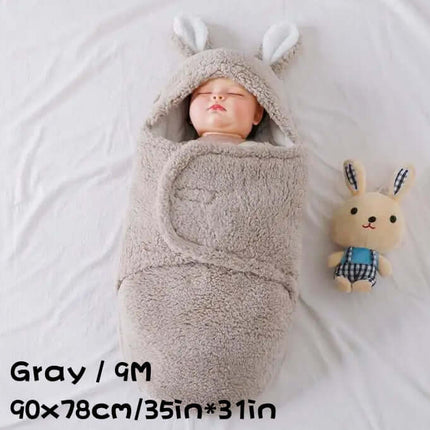 Super Soft Baby Sleeping Bag Fluffy Fleece Swaddle smooth anti-scratch edge lining preventing friction on sensitive infant faces.