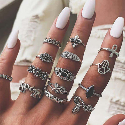 Vintage Lotus Sunflower Black Stone Geometric 15 Ring Set display