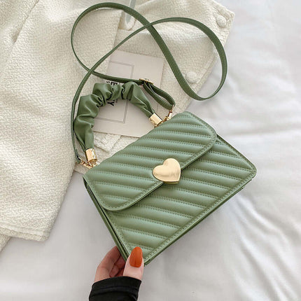 Women Handbags Fashion Chain Shoulder Bag Love Metal 19cm upper width.