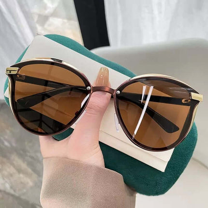 Women Stylish Polarized Sunglasses UV400 Alloy Top classic gold frame with deep gray polarized lenses for highway driving
