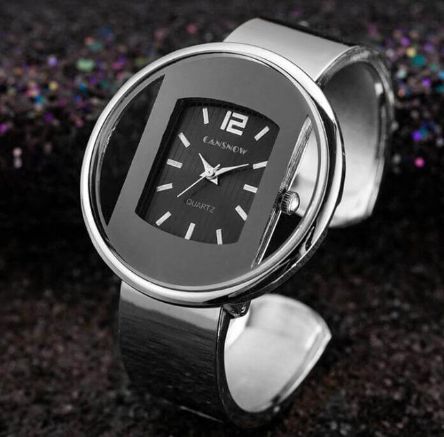 Women Watches Luxury Brand Quartz Dial Dress Bracelet featuring a sleek black quartz dial and metallic bracelet.
