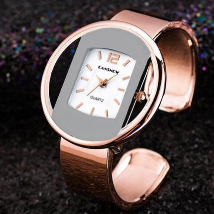 Women Watches Luxury Brand Quartz Dial Dress Bracelet featuring a stylish rose gold bracelet and elegant quartz dial.