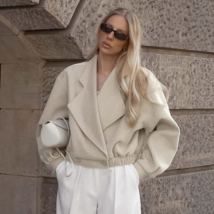 Womens Wool Blend Blazer Coat in a chic outfit, featuring a light color and stylish design for modern commuters.