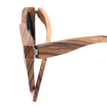Wooden Eco Friendly Mens Sunglasses sustainable fashion style.